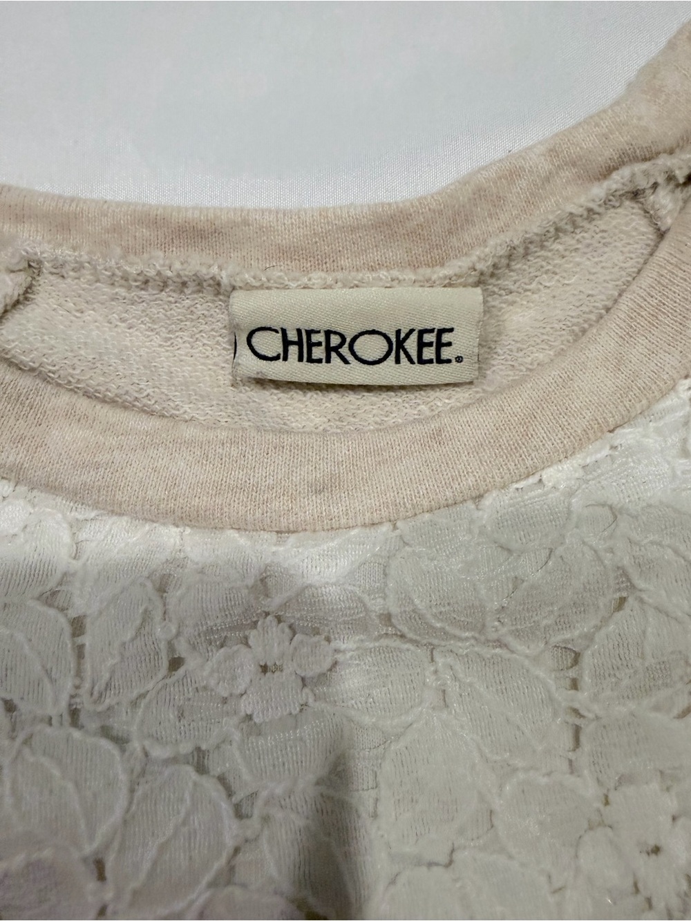 Cherokee Cream Lace-Front Raglan Dress - Picture 4 of 6